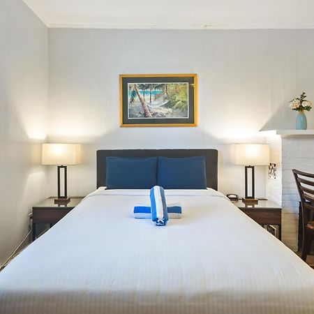 Kona Kai Oasis Bed & Breakfast Key West Bagian luar foto