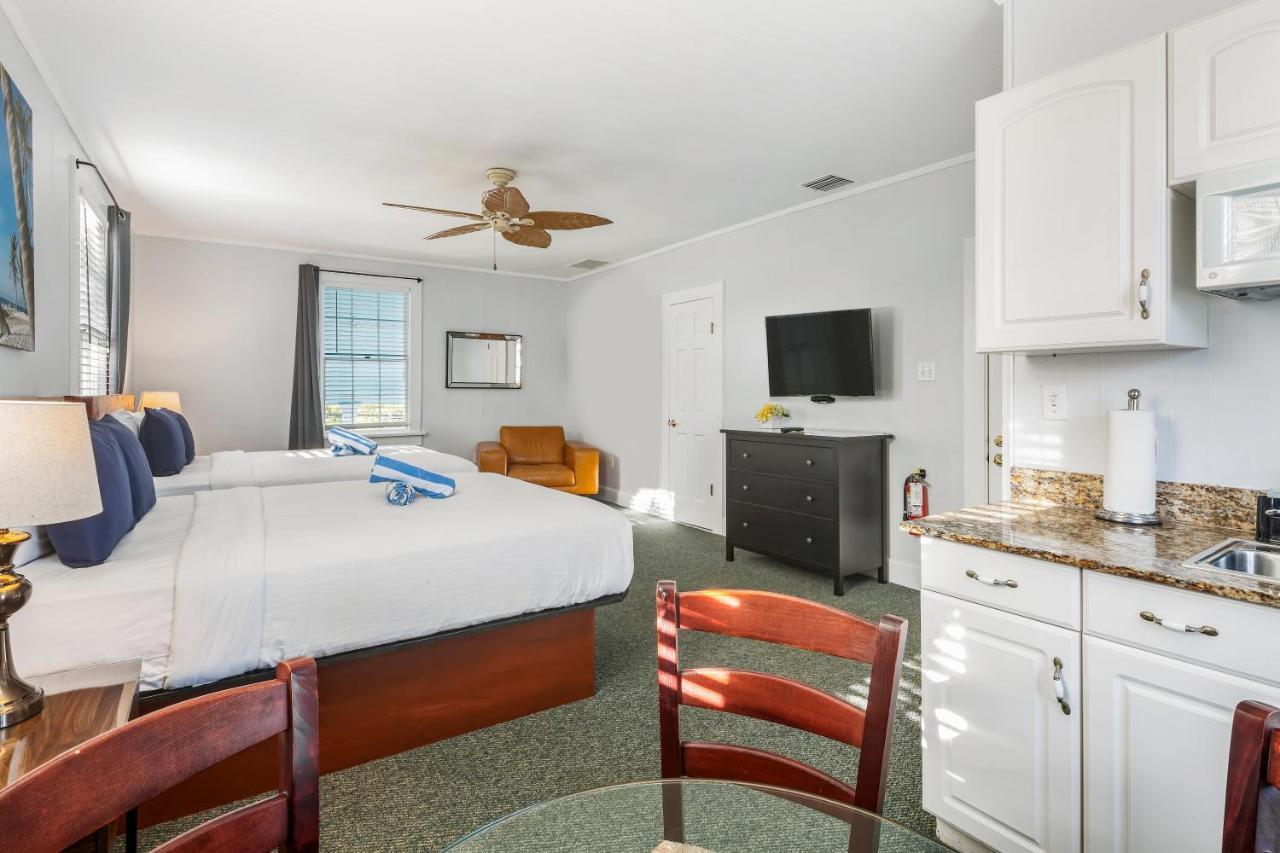 Kona Kai Oasis Bed & Breakfast Key West Bagian luar foto