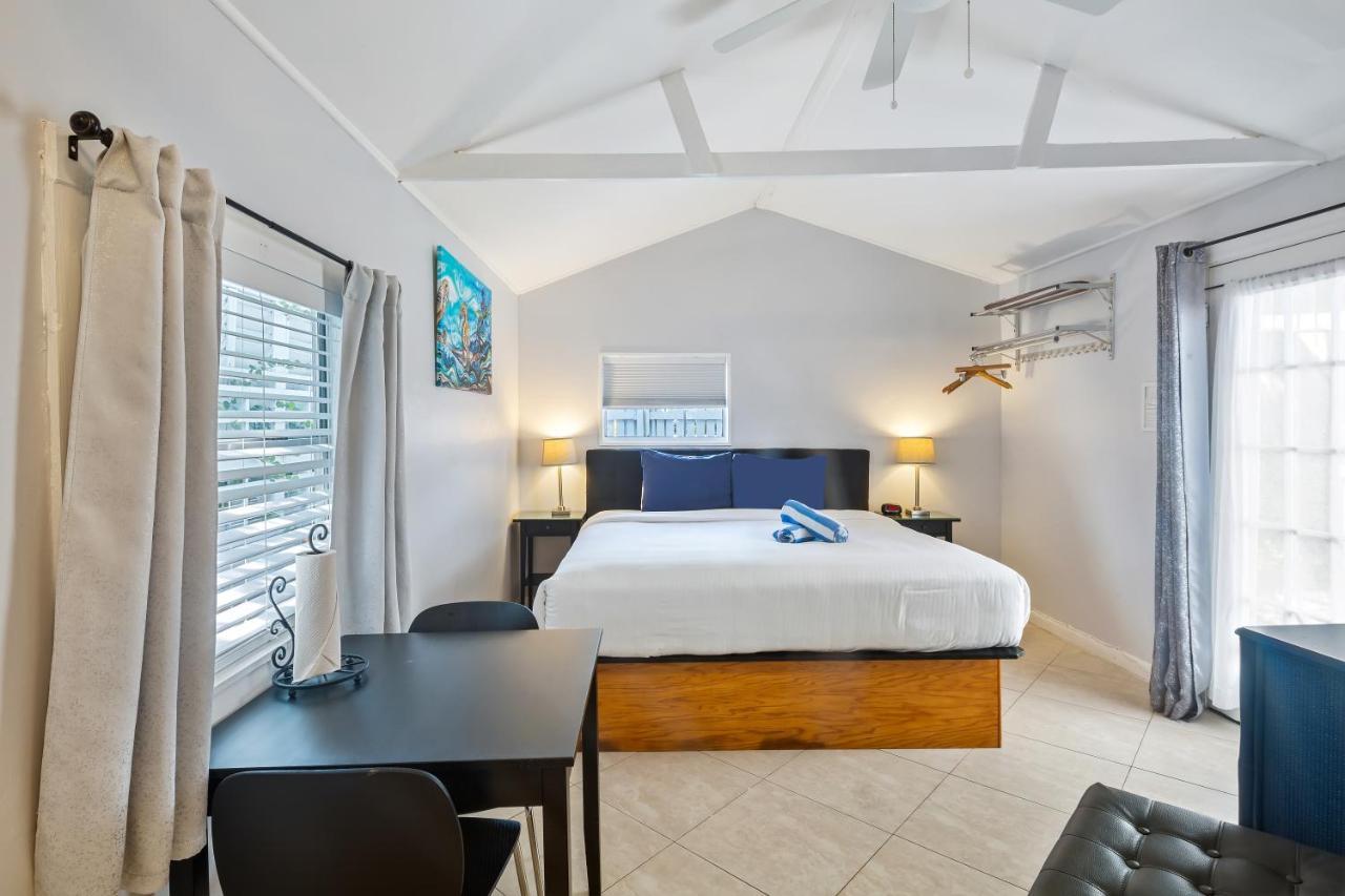 Kona Kai Oasis Bed & Breakfast Key West Bagian luar foto