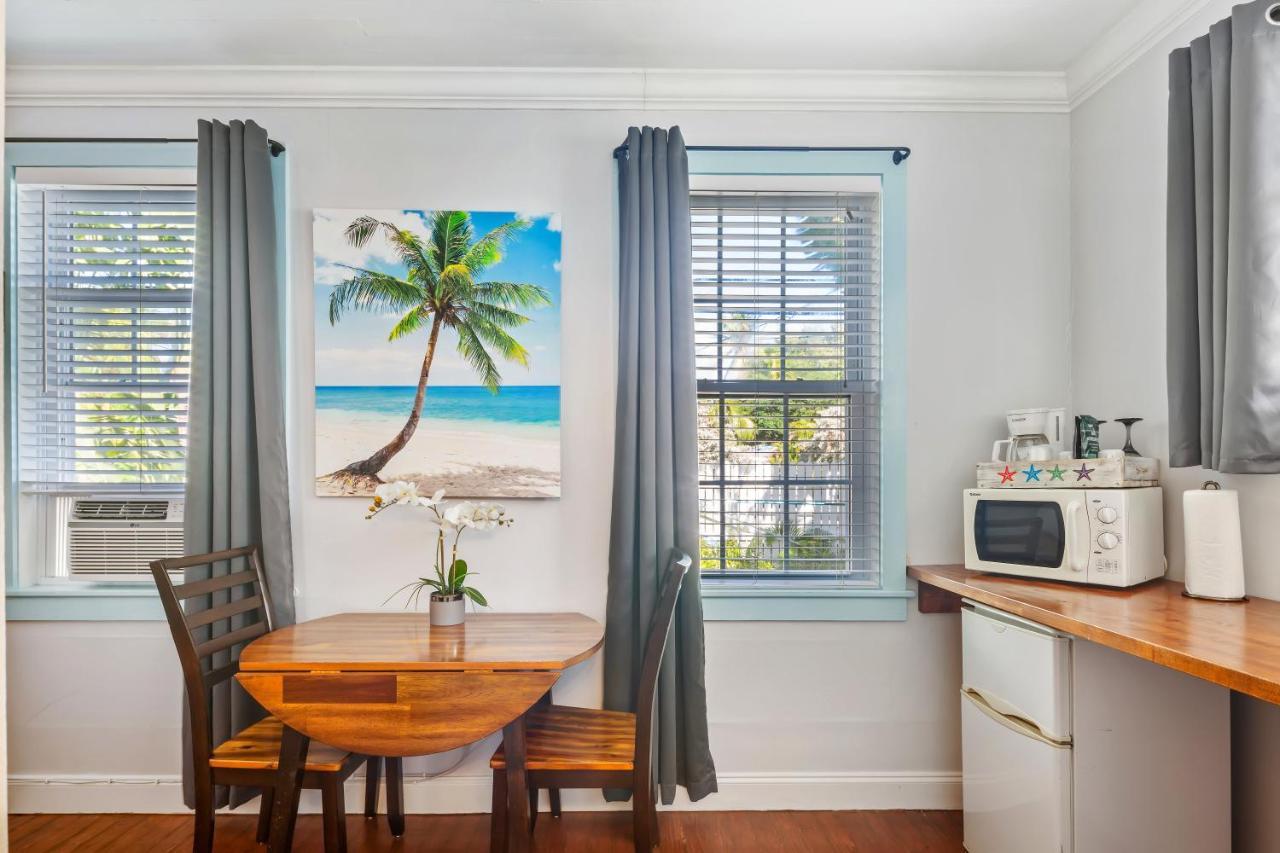 Kona Kai Oasis Bed & Breakfast Key West Bagian luar foto