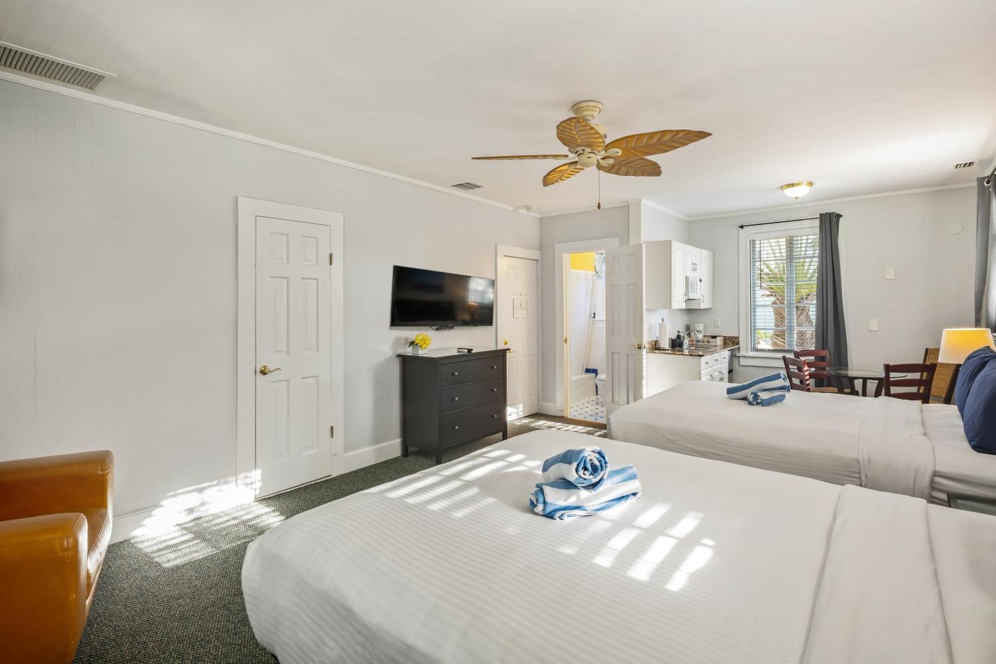 Kona Kai Oasis Bed & Breakfast Key West Bagian luar foto