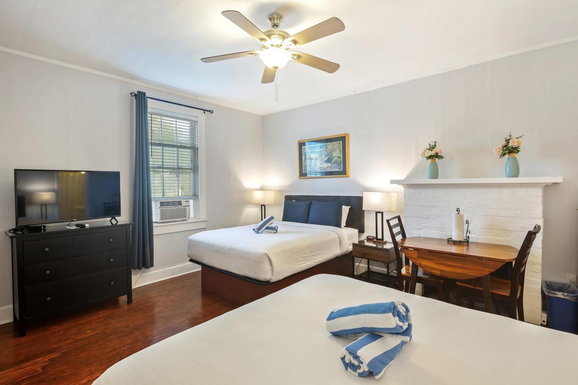 Kona Kai Oasis Bed & Breakfast Key West Bagian luar foto