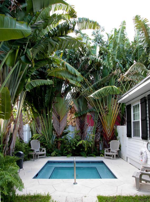Kona Kai Oasis Bed & Breakfast Key West Bagian luar foto