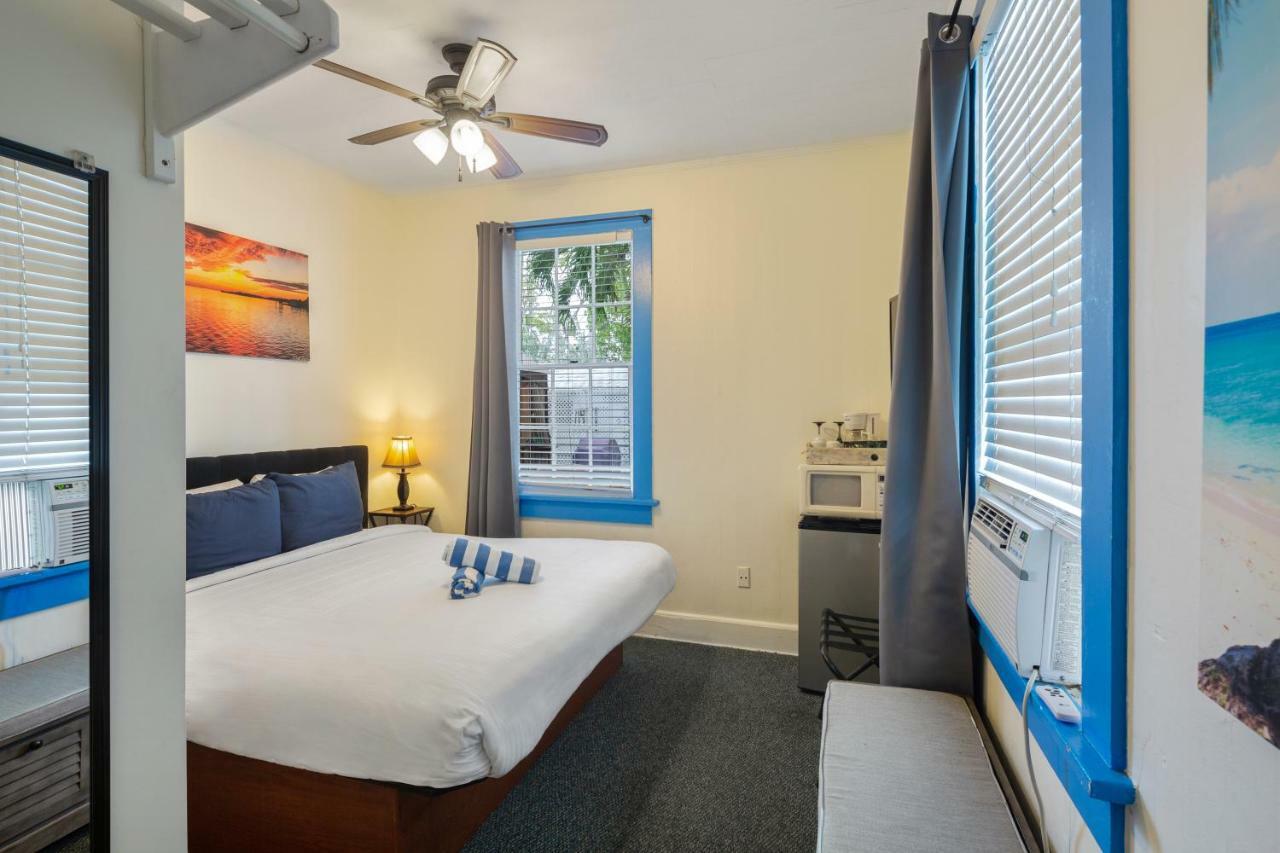 Kona Kai Oasis Bed & Breakfast Key West Bagian luar foto